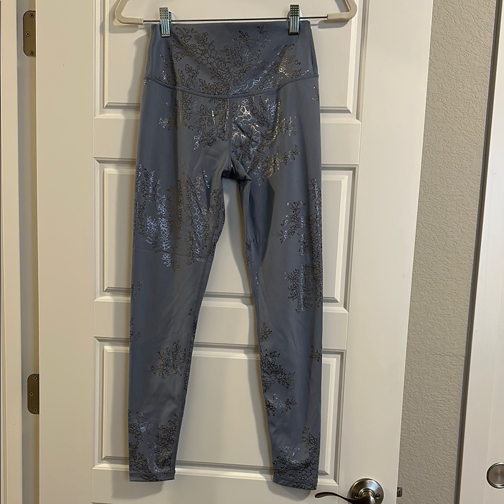 Glyder Slate Blue Leggings with Silver Floral Pattern